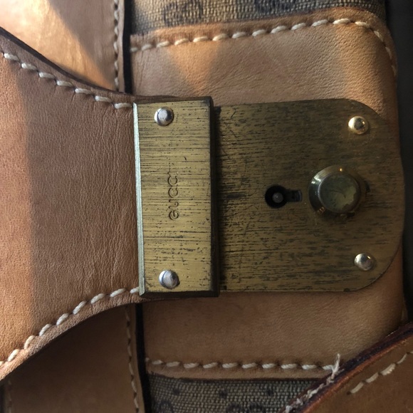 2 Vintage Gucci Suitcases - Picture 3 of 8